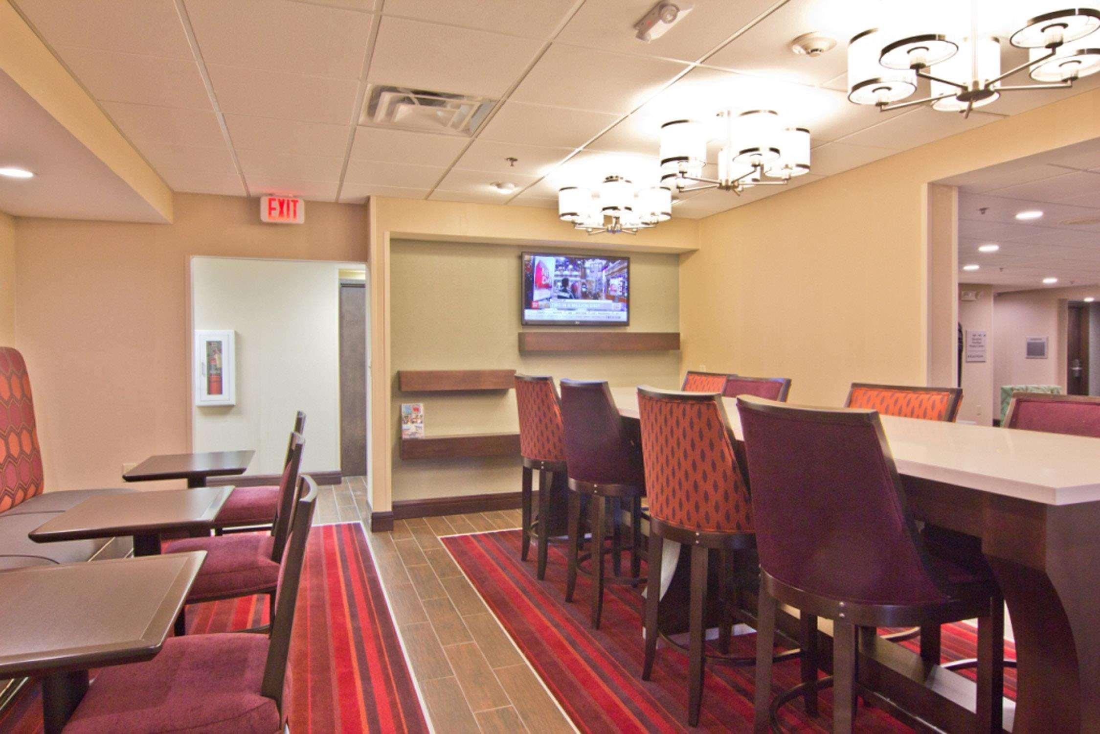 Hampton Inn Columbus-South Grove City Exteriör bild
