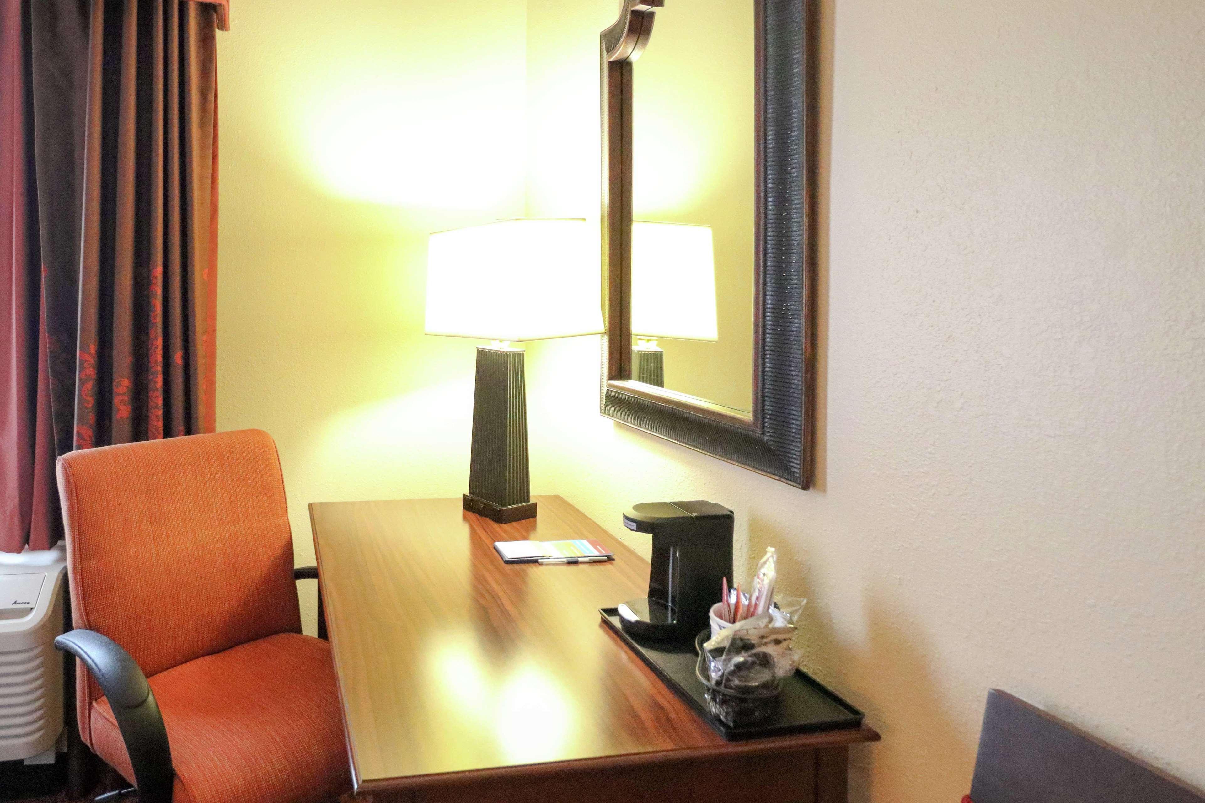 Hampton Inn Columbus-South Grove City Exteriör bild